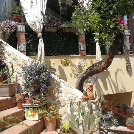 Casa Donna Fiorella Tipica Siciliana Таормина Екстериор снимка
